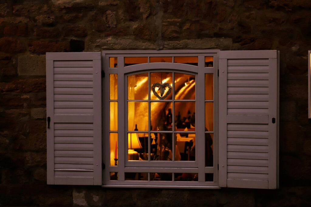 affordable vinyl windows for homes